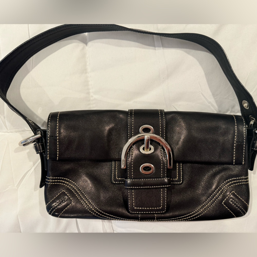 COACH Vintage Black Boho Bag